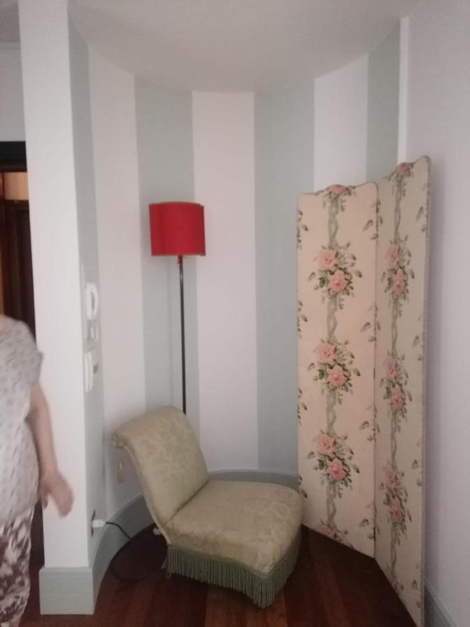 Апартаменти Le Finestre Sugli Ulivi Дезенцано-дель-Гарда Екстер'єр фото
